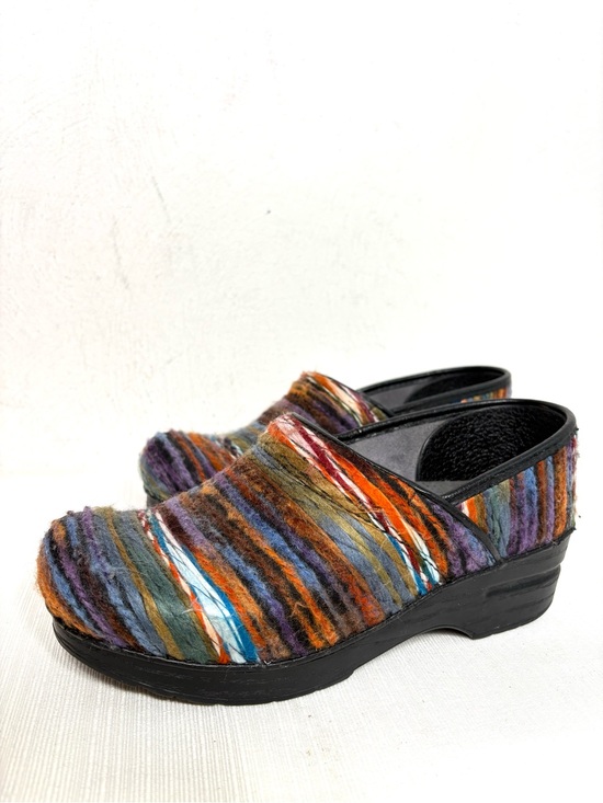 Dansko Shoes - DANSKO Mulitcolor Yarn Clogs 38 (7.5/8)